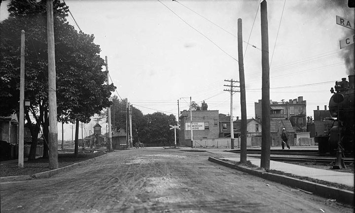 Cottingham east towards Yonge